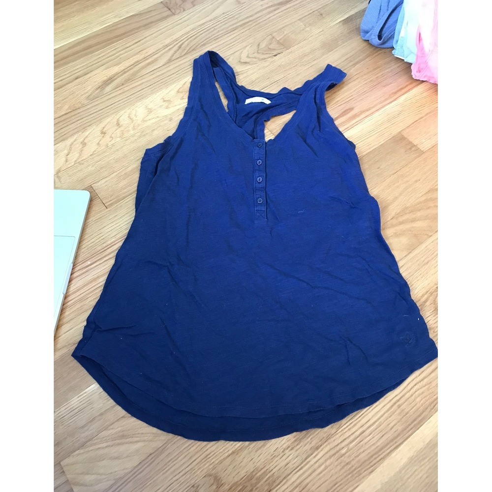 Aerie top